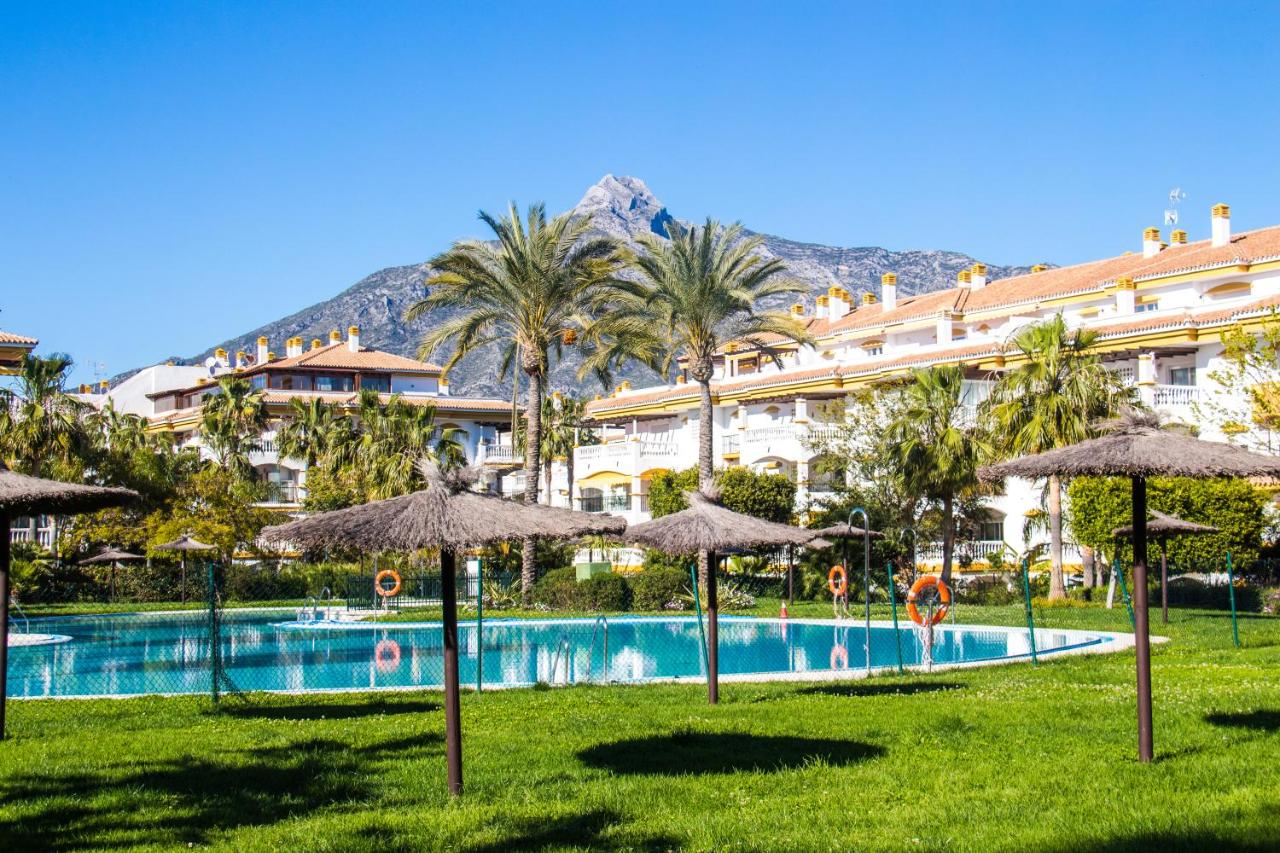 Dama de Noche RDR105, Marbella – Updated 2022 Prices