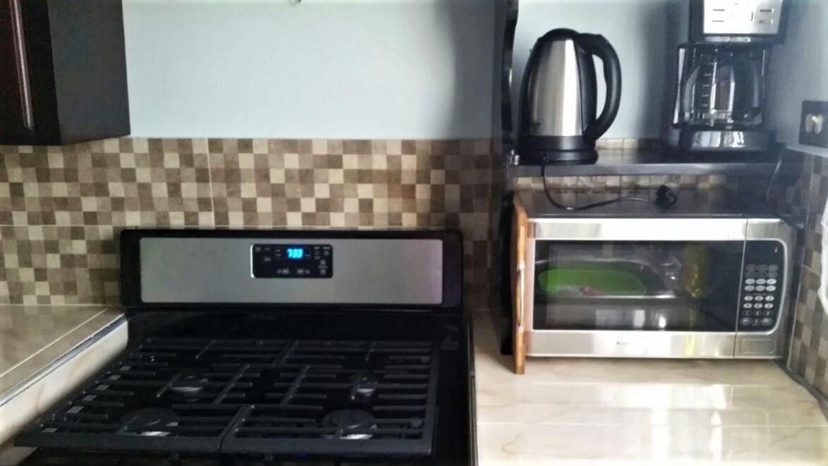 Bailey's Bed and Breakfast - 2