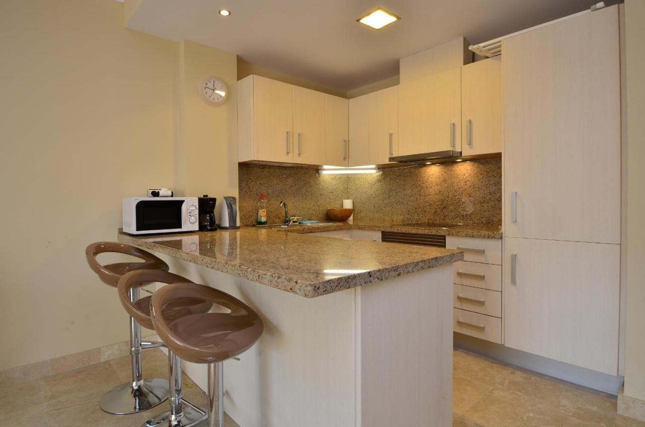 Apartment El Paraiso Sunny Penthouse Suite, Estepona, Spain ...