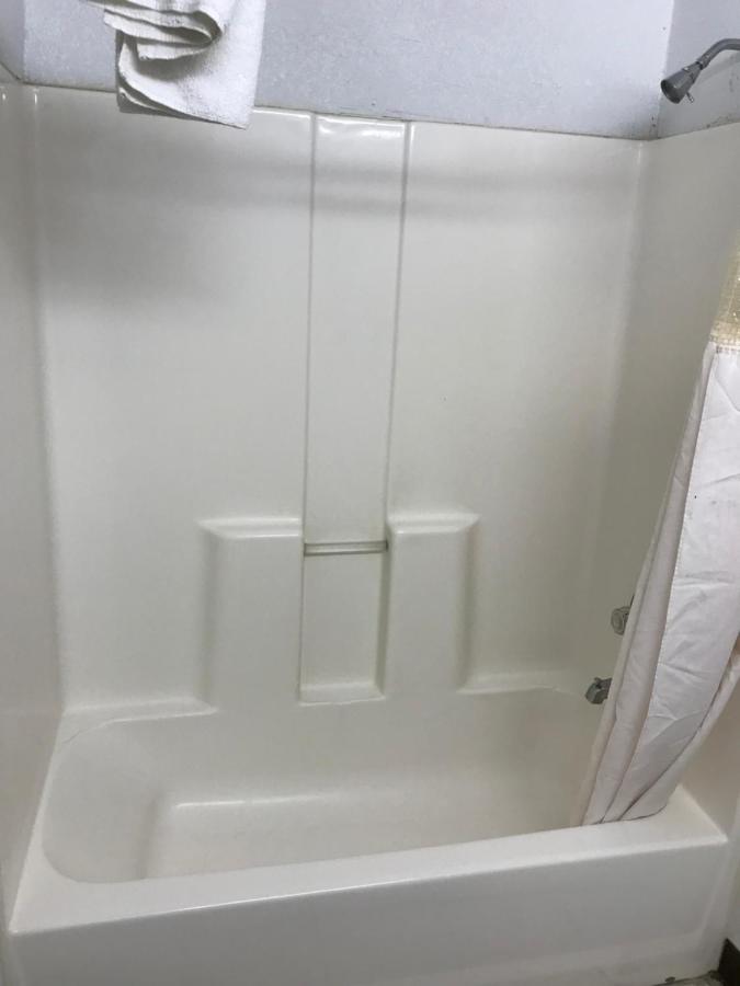 Budget Inn — photo 3