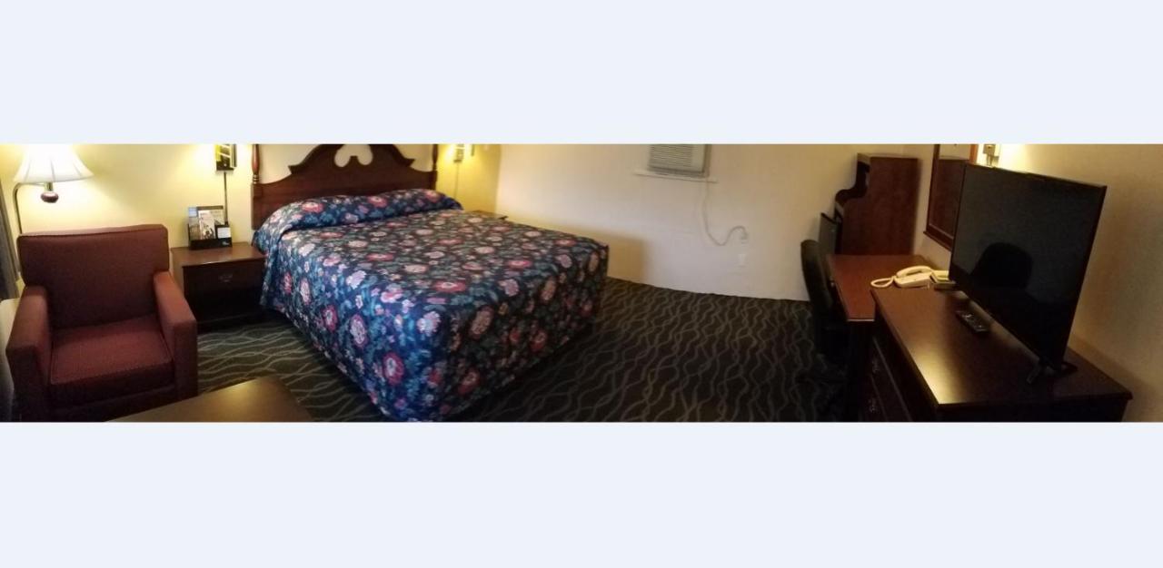 Budget Inn-Bedford — photo 13