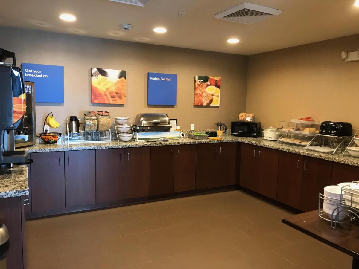 Heartland Inn & Suites — photo 22