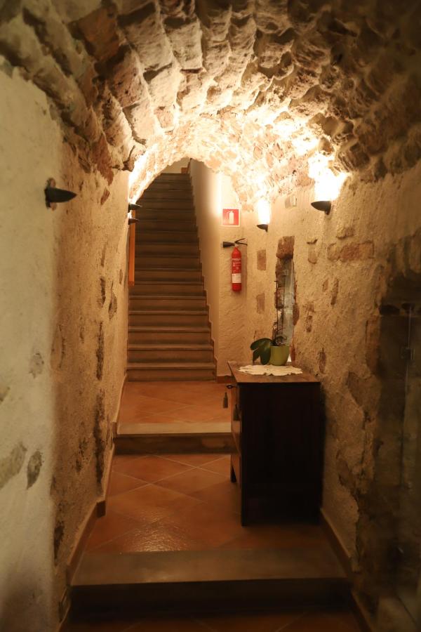 Hotel la Sagrera SFB, Sant Fruitos de Bages, Spain - Booking.com