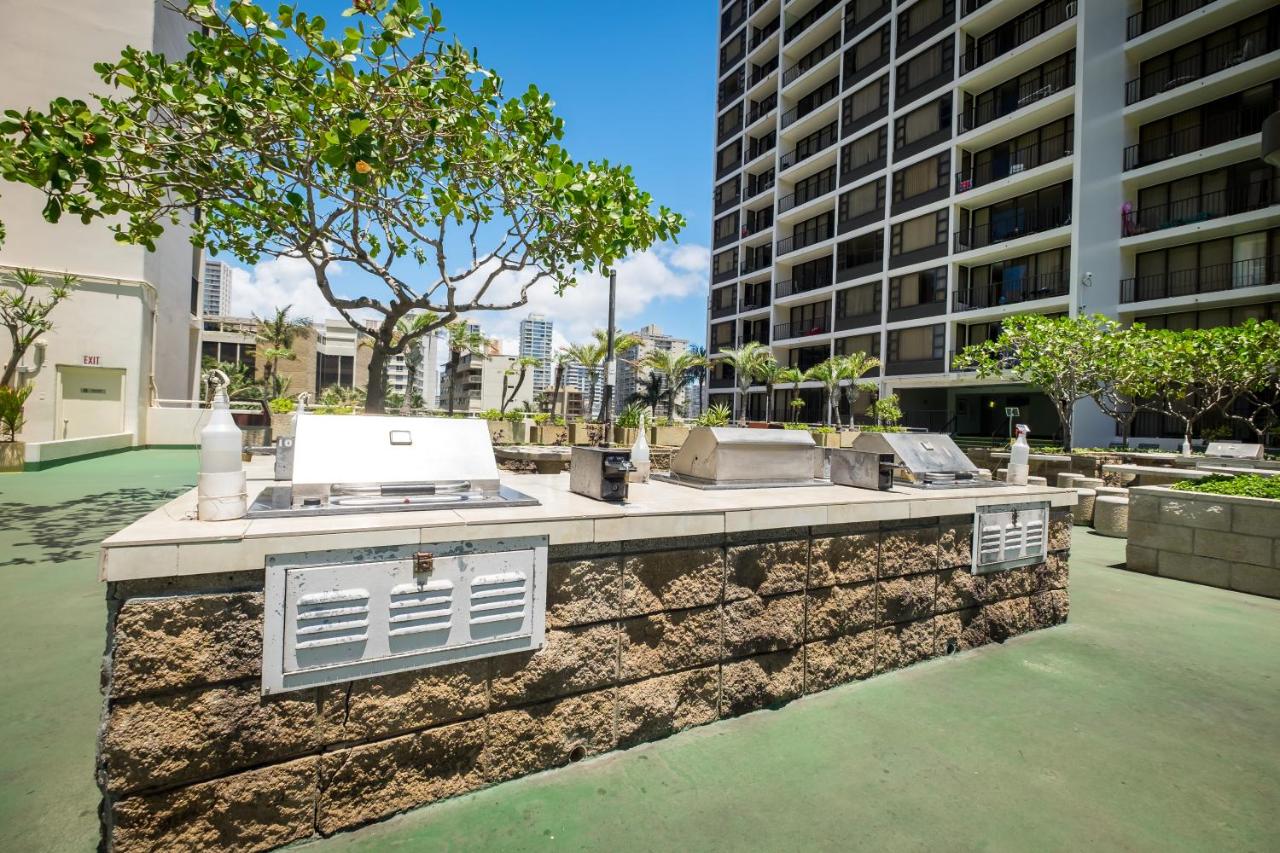 Sweetwater Waikiki — photo 17