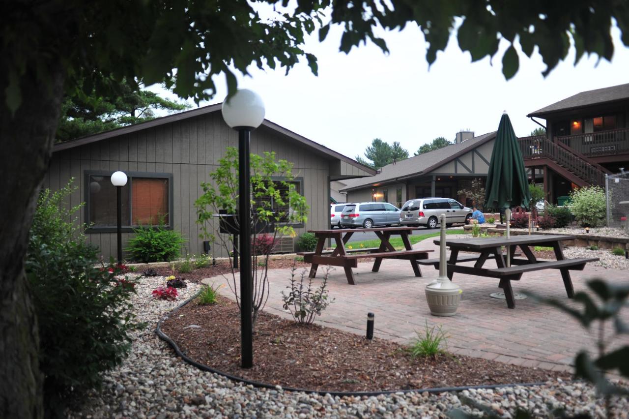 Sunset Bay Resort & Suites — photo 24