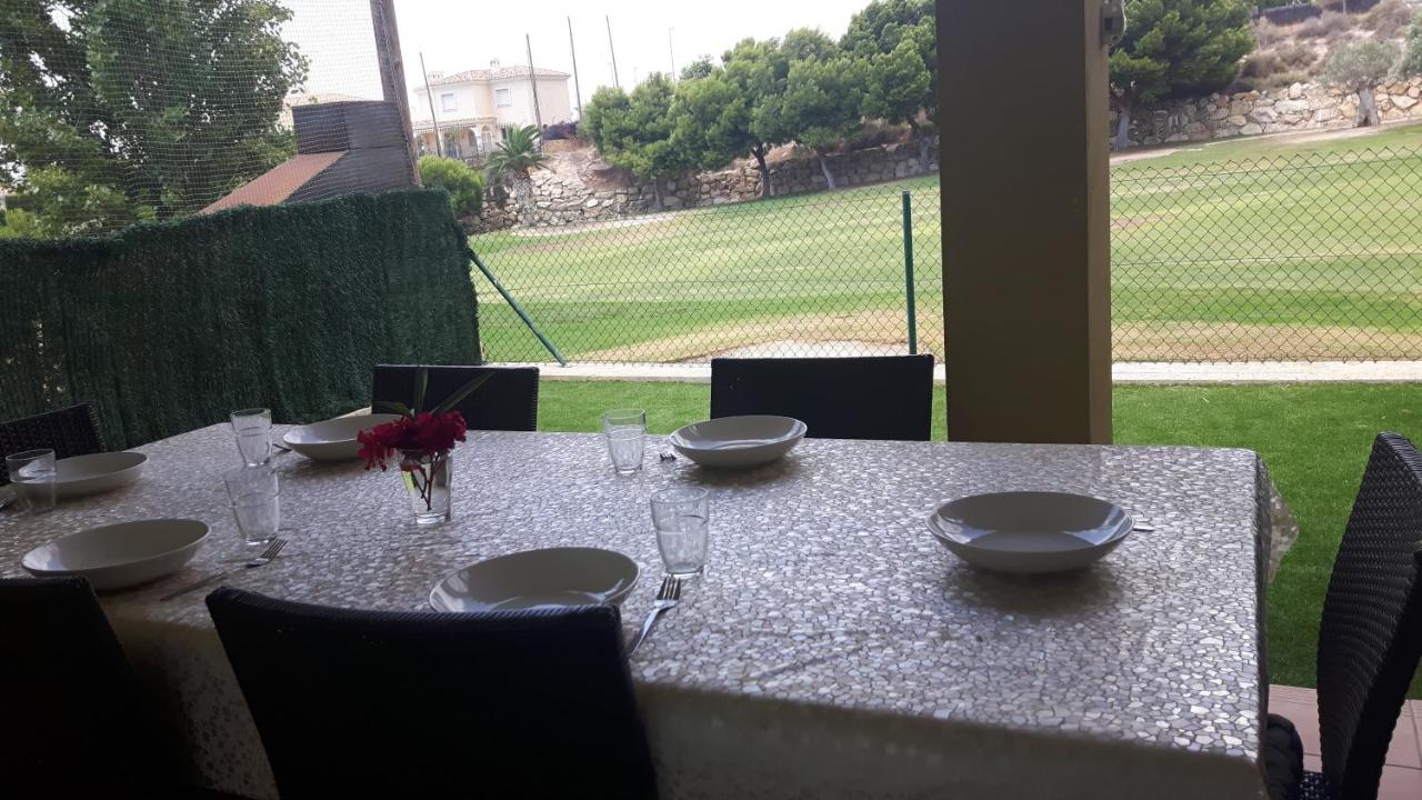Bungalow Illeta Golf Bonalba (Spanje Mutxamel) - Booking.com