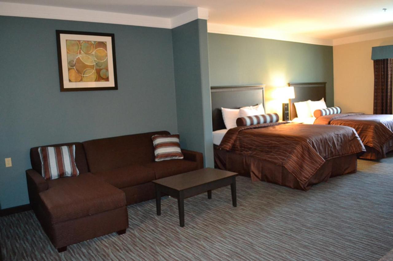 Red River Inn & Suites — photo 21