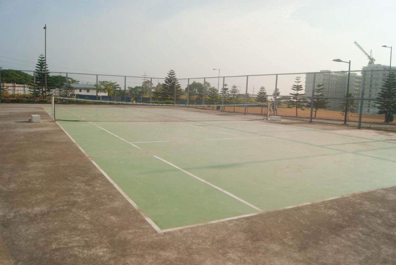 Tennis court: R&M End Unit Condo at Wind - City & Lake View