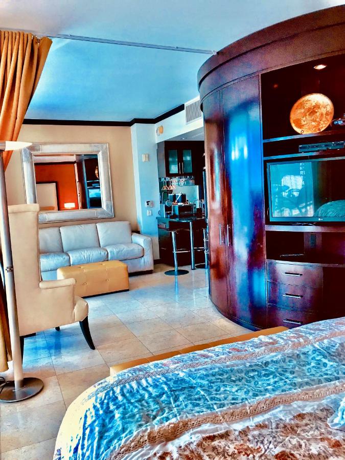 Apartment at De Soleil Hotel on Ocean Drive - 5