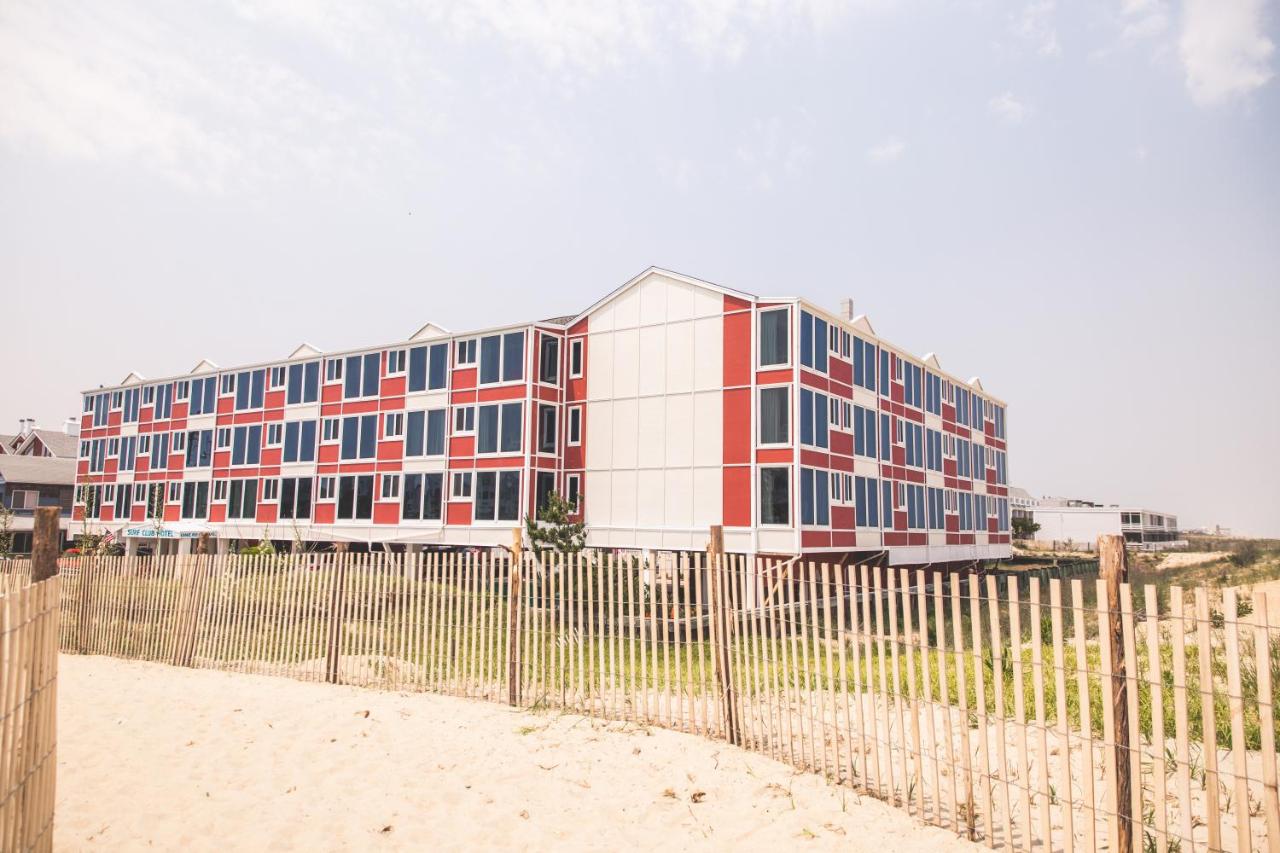 Surf Club Oceanfront Hotel — photo 22