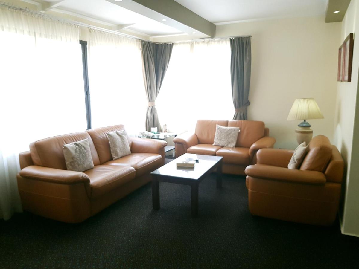 Madisson Hotel photo