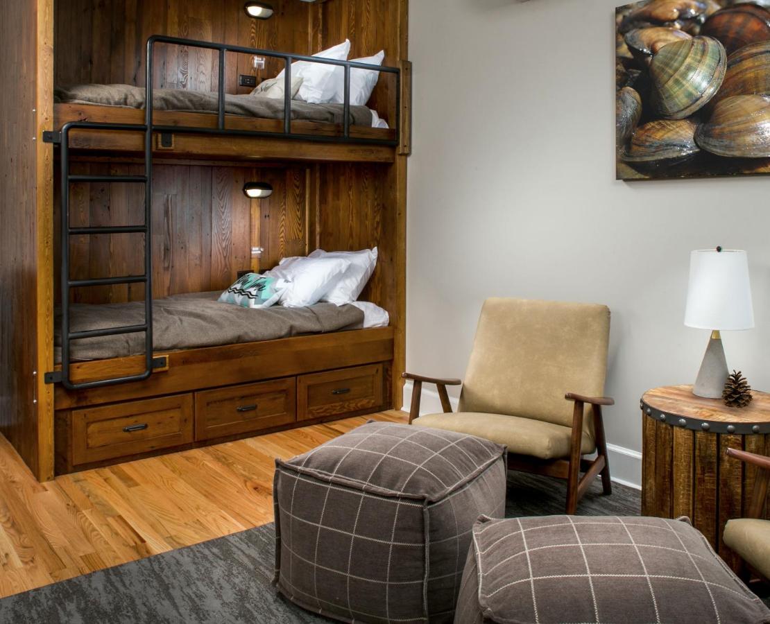 Western Front Hotel — photo 12