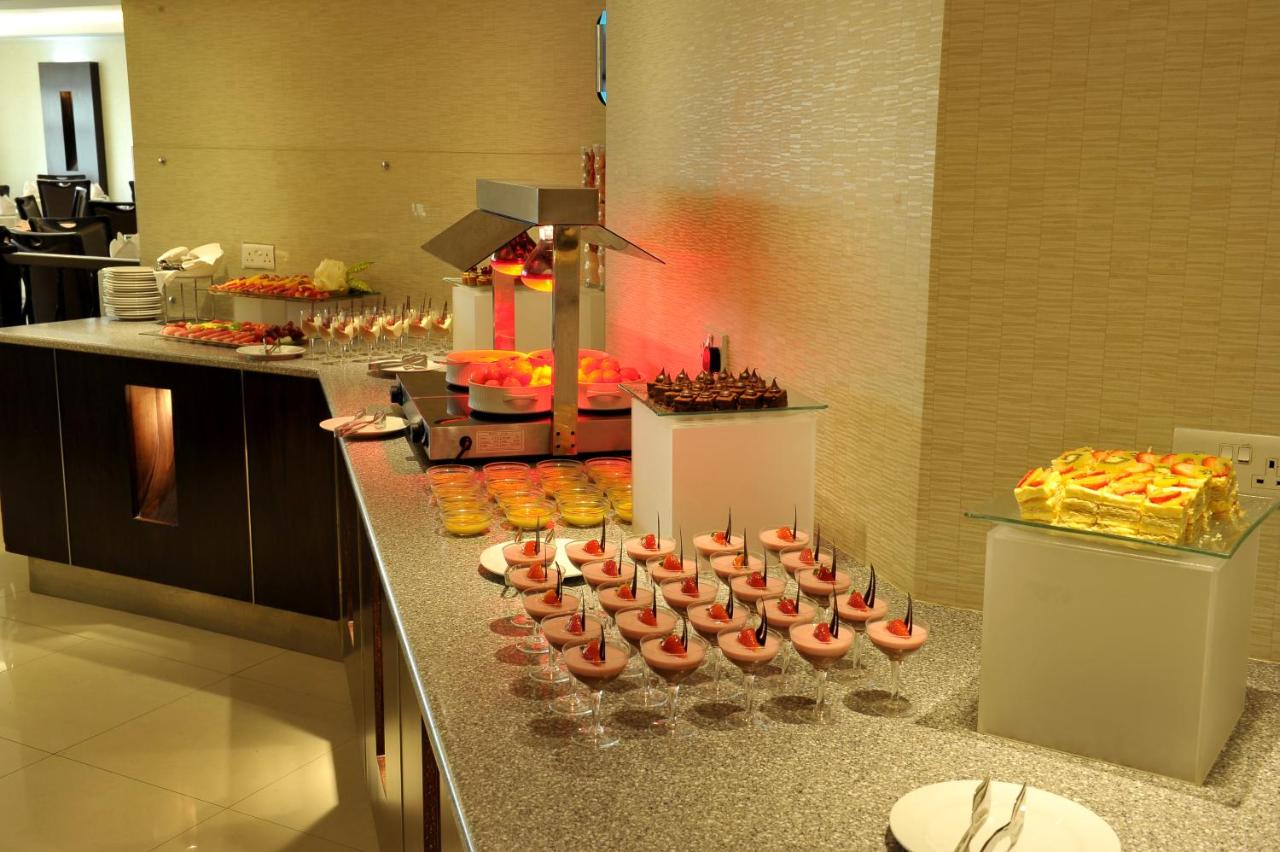 Carlton Tower Hotel photo