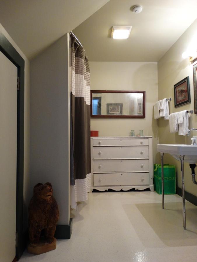 Shoreham Inn Bed & Breakfast — photo 19