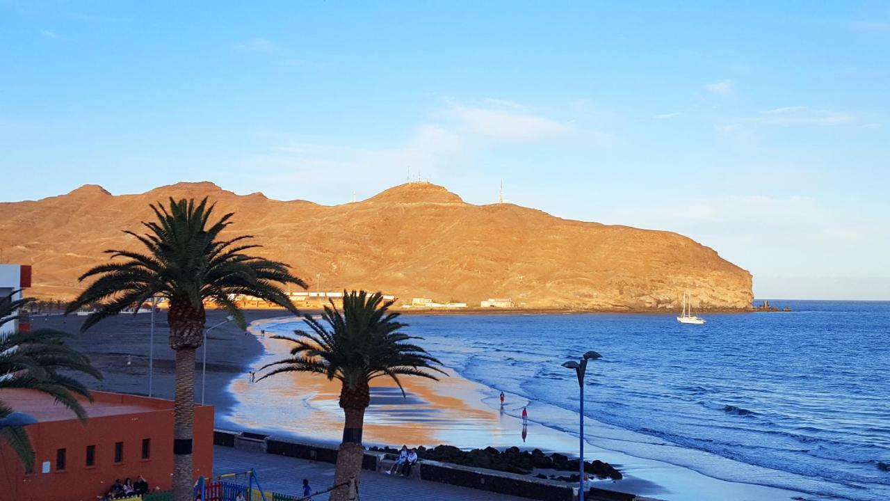 Beach: Home2book Amazing Sea Front Los Marineros