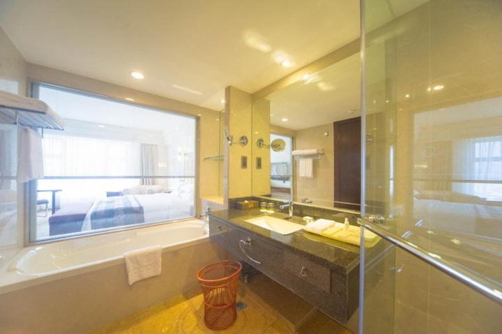 Ramada Chengdu North photo