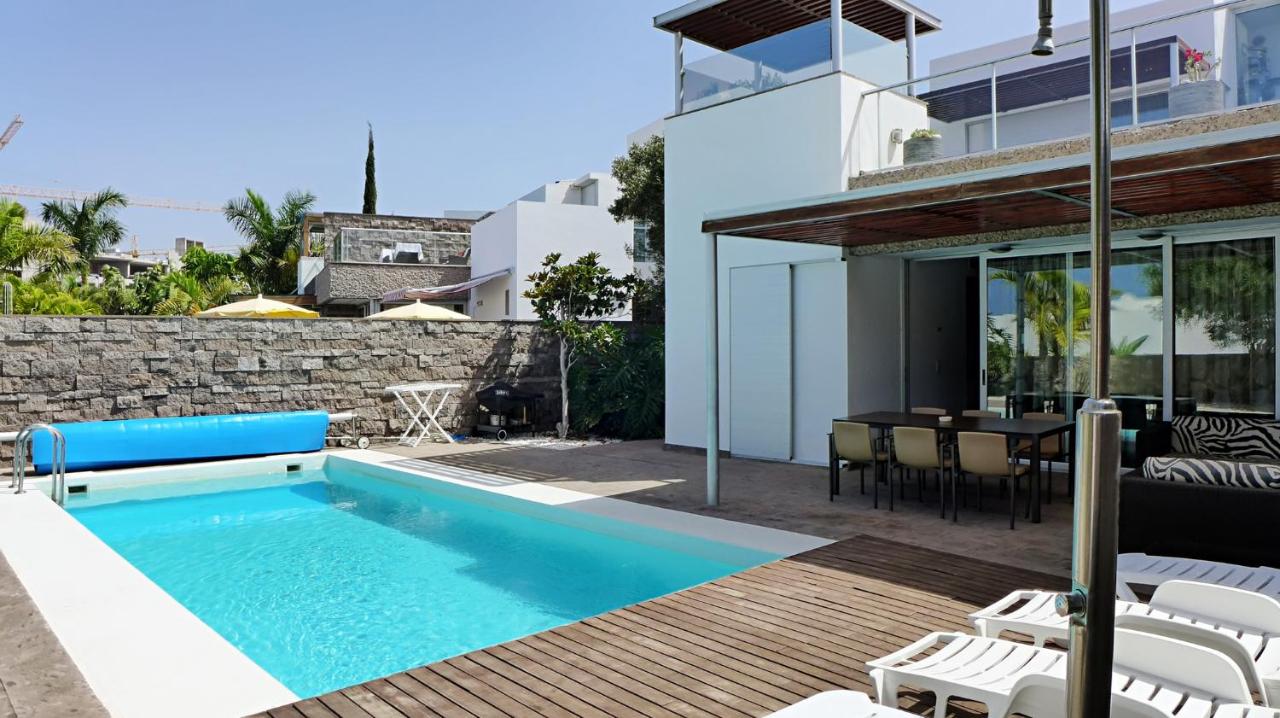 Luxury Villa in Bahia del Duque, Adeje, Spain - Booking.com