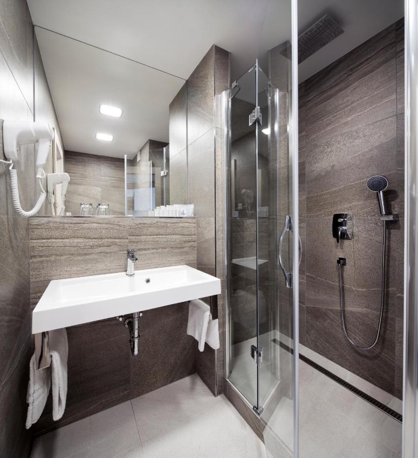 OREA Hotel Pyramida Praha photo