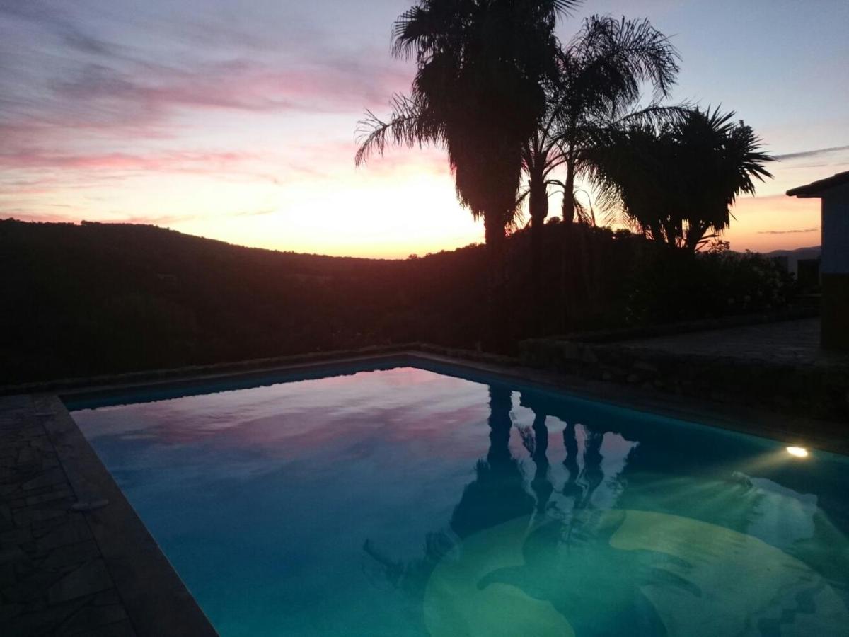 Country house Finca El Manzano, Cortegana, Spain - Booking.com