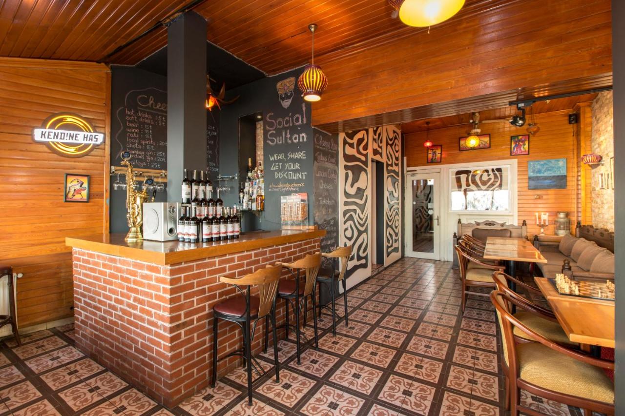 Cheers Lighthouse - 4