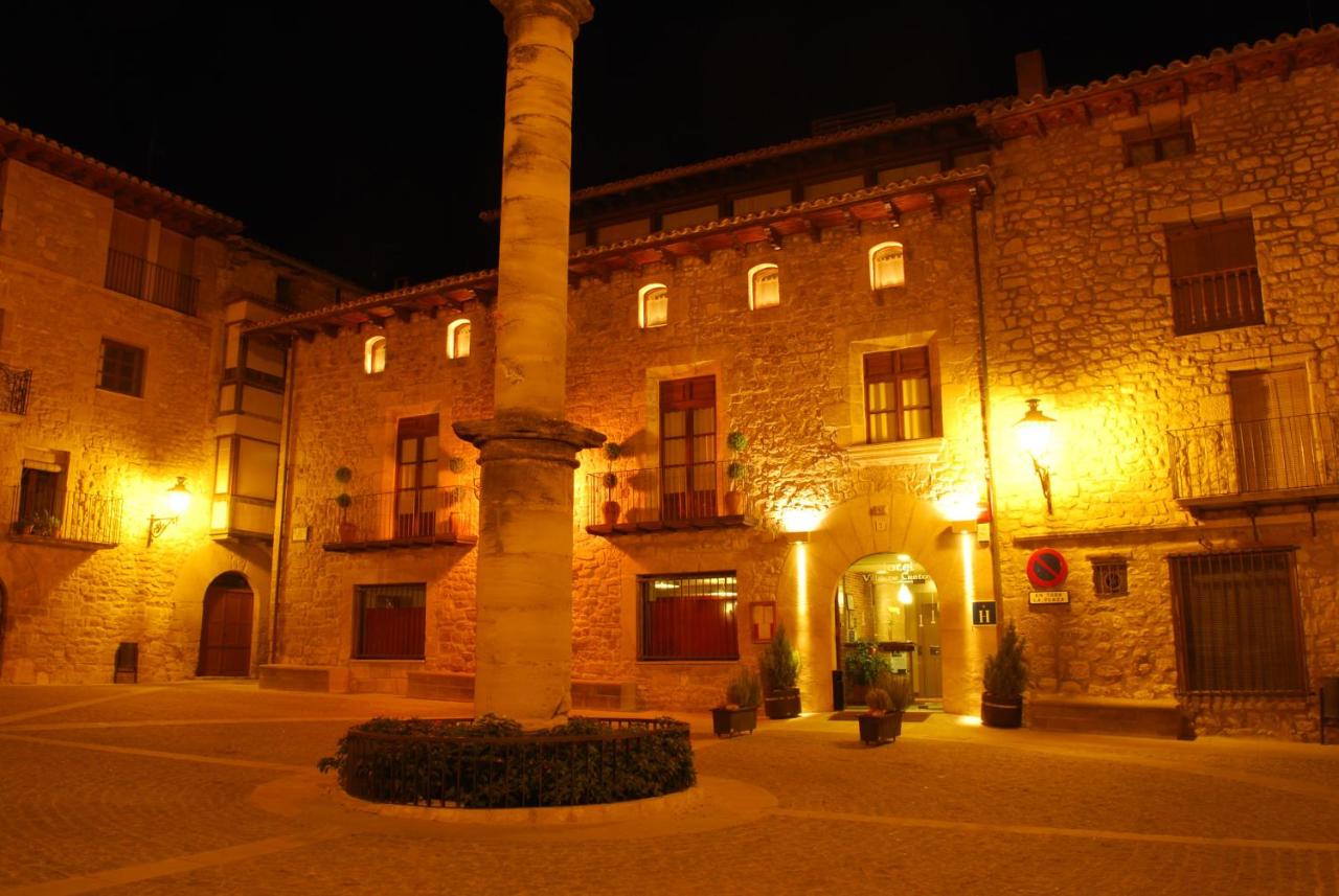 Hotel Villa de Cretas (España Cretas) - Booking.com