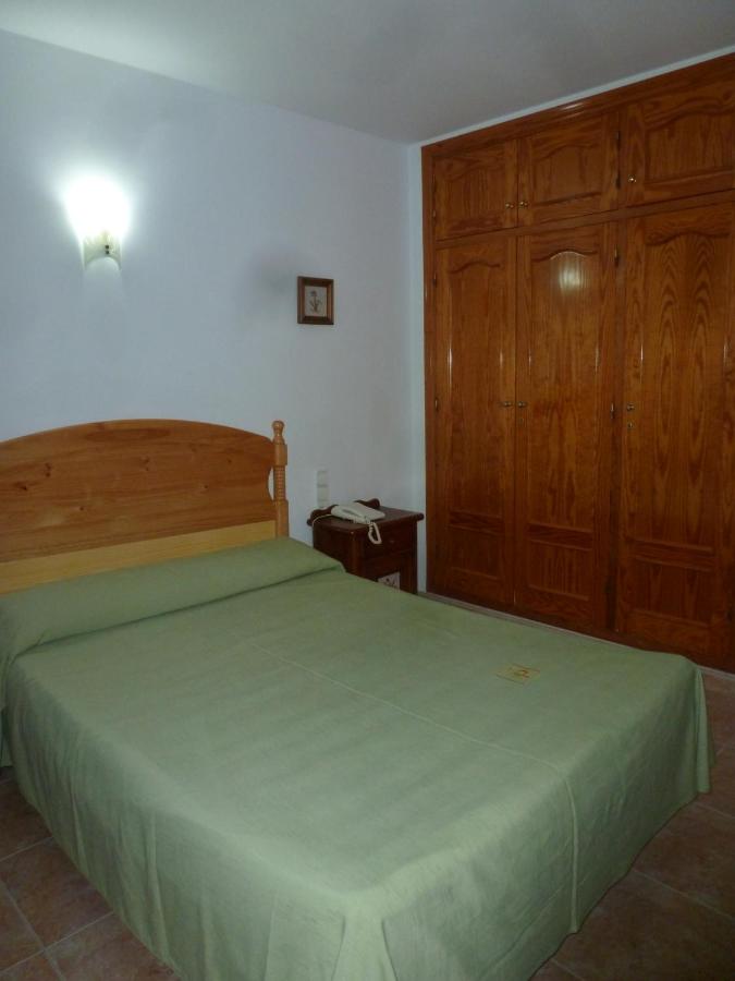 Guesthouse Hostal Cortés, Garrucha, Spain - Booking.com