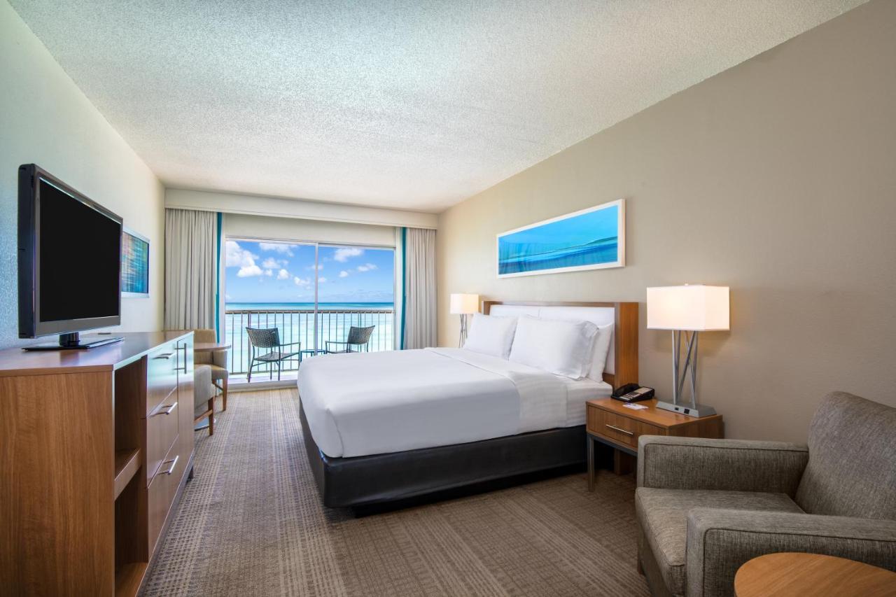 All Inclusive Holiday Inn Resort Aruba - Beach Resort & Casino, an IHG Hotel photo