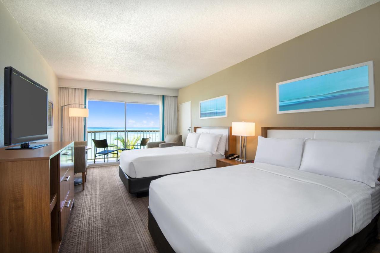 All Inclusive Holiday Inn Resort Aruba - Beach Resort & Casino, an IHG Hotel photo