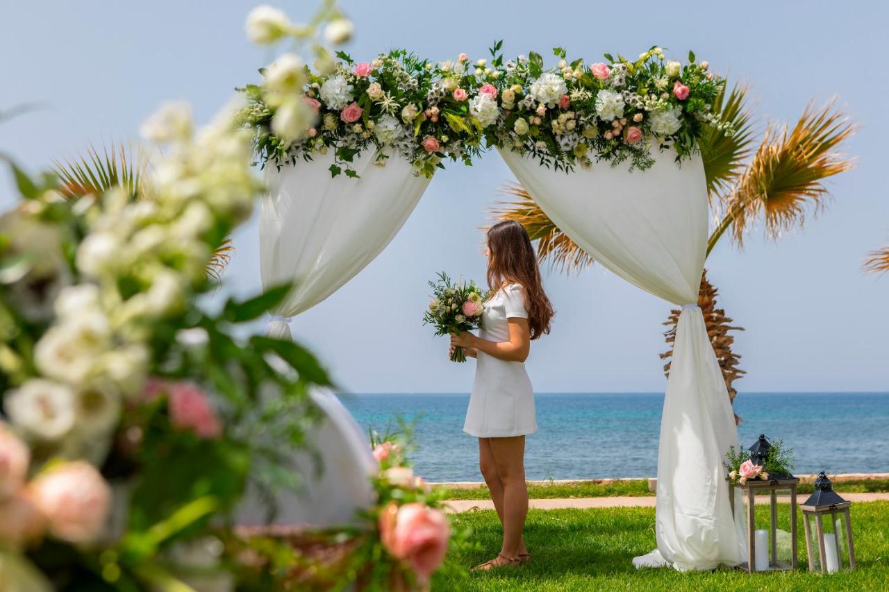 Aquamare Beach Hotel & Spa photo