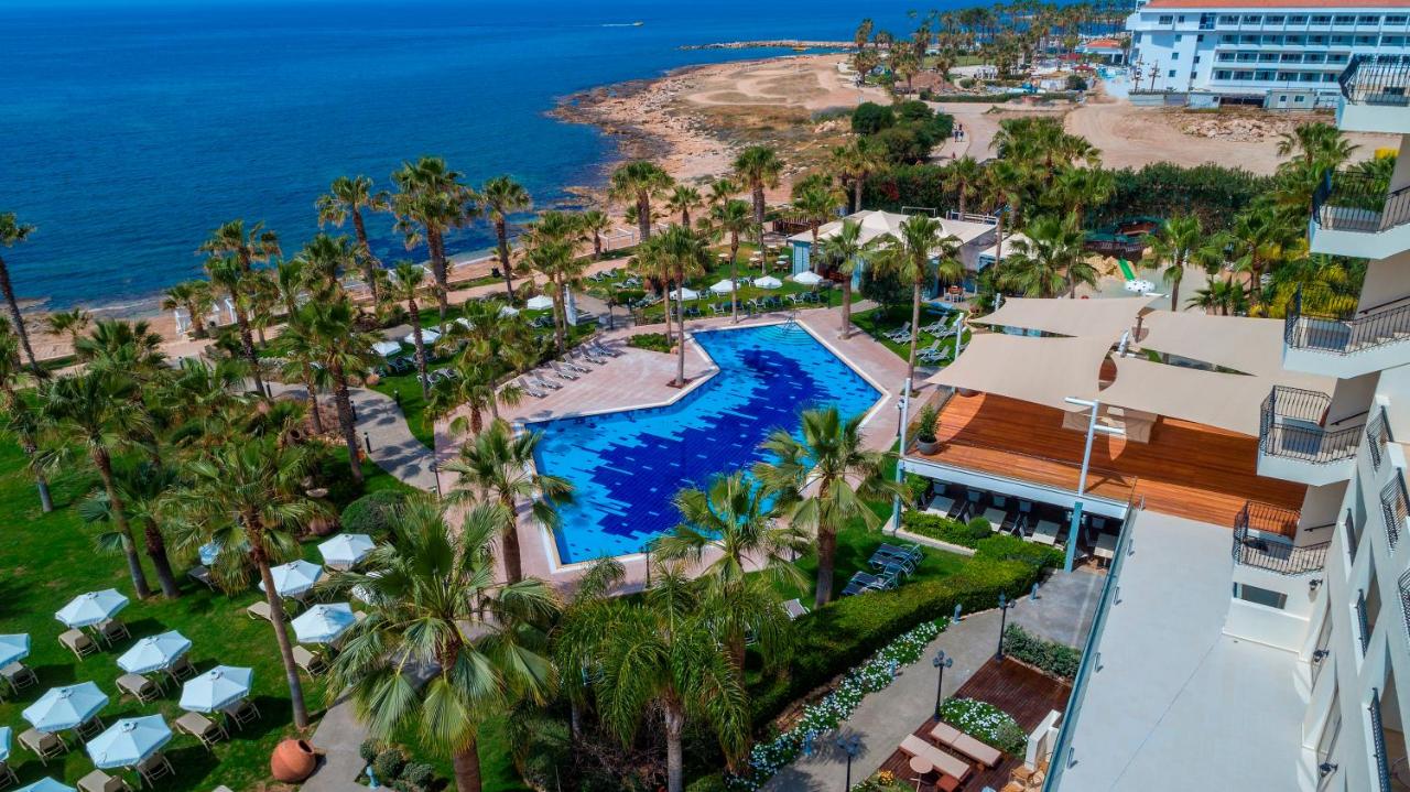 Aquamare Beach Hotel & Spa photo