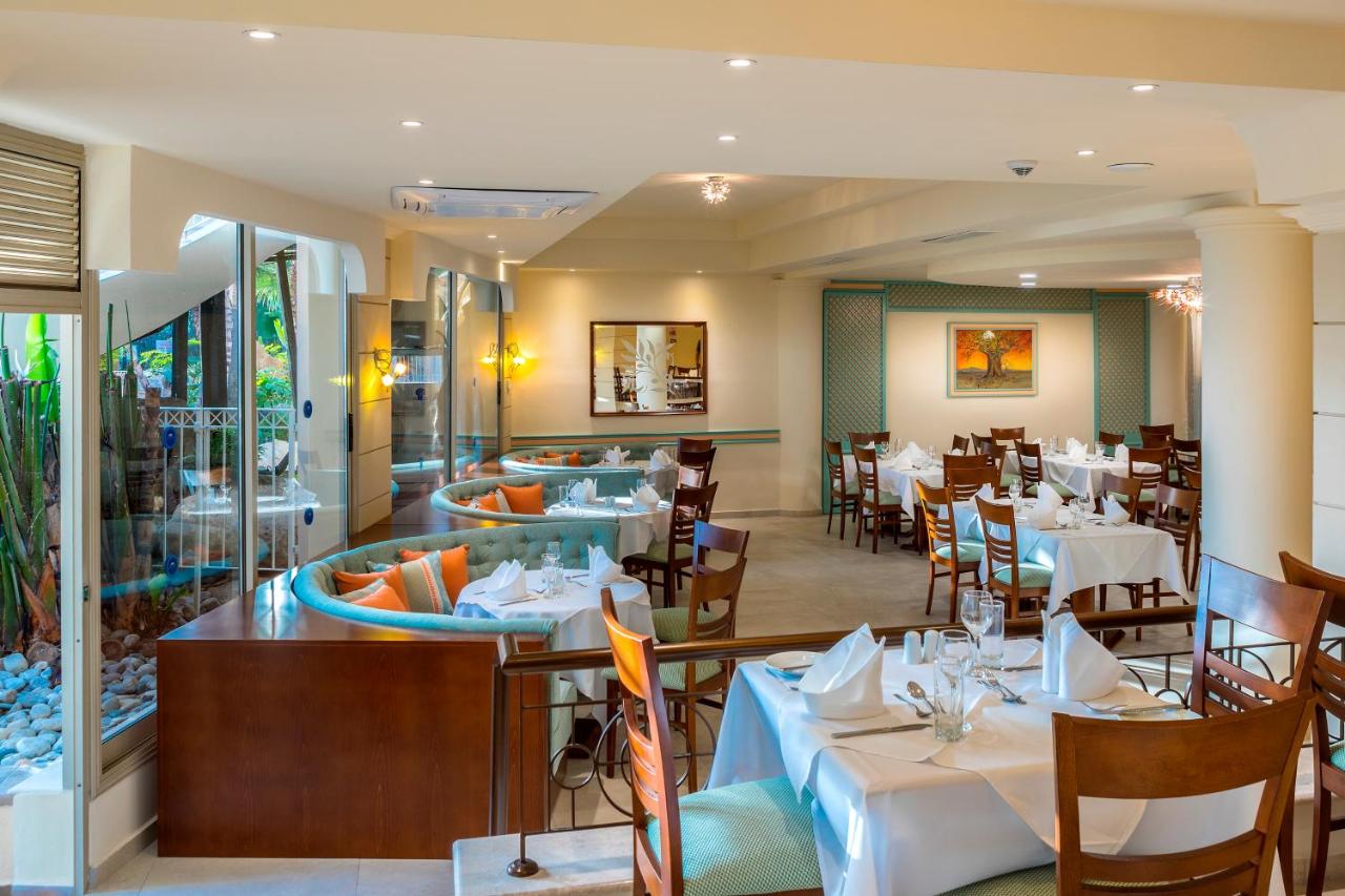 Aquamare Beach Hotel & Spa photo