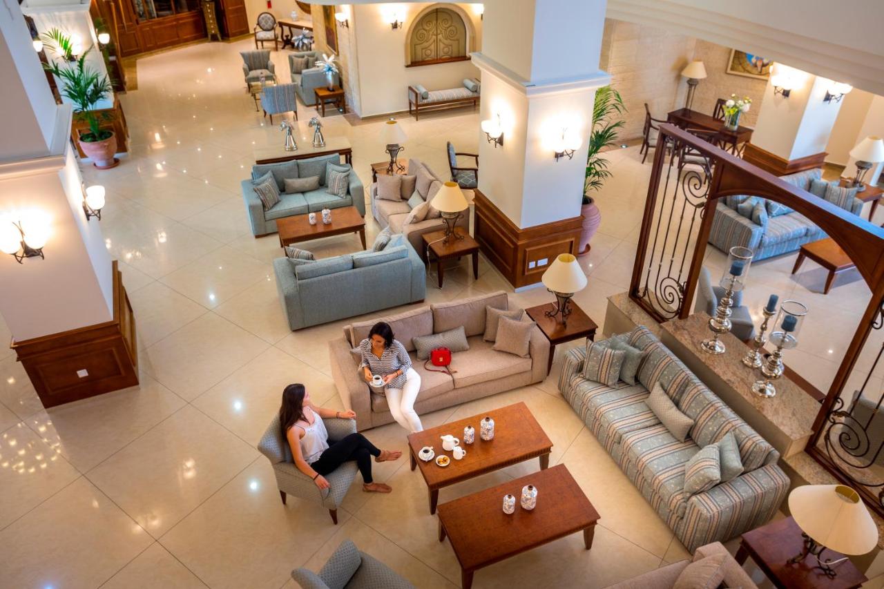 Aquamare Beach Hotel & Spa photo