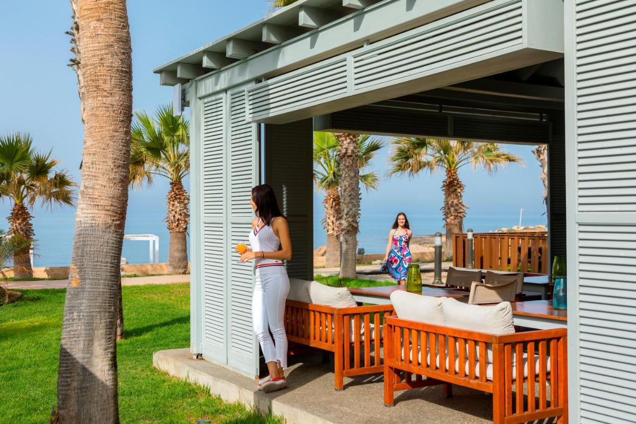 Aquamare Beach Hotel & Spa photo