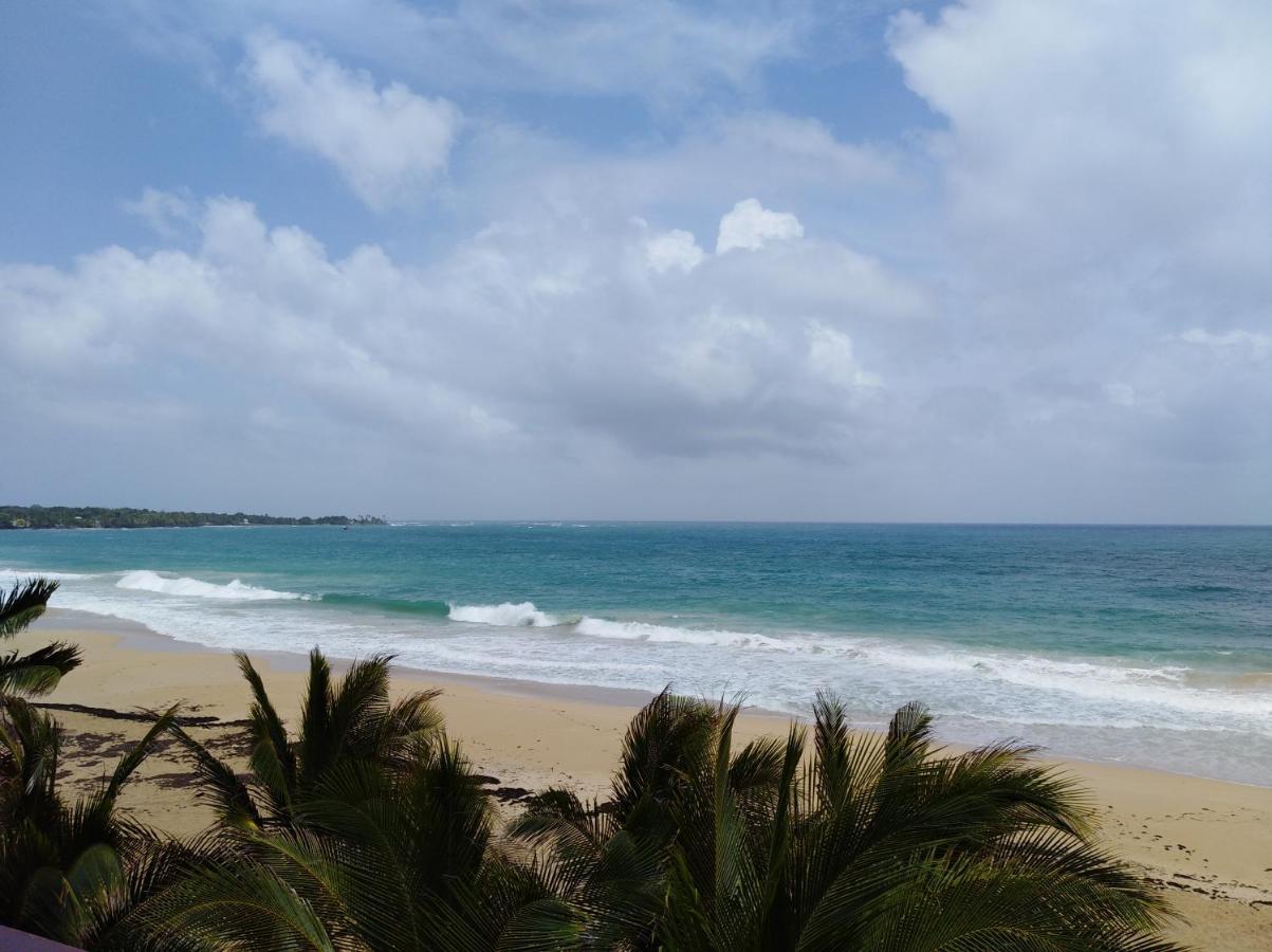 Beach: Corn Island Hostal ALAL SUITE