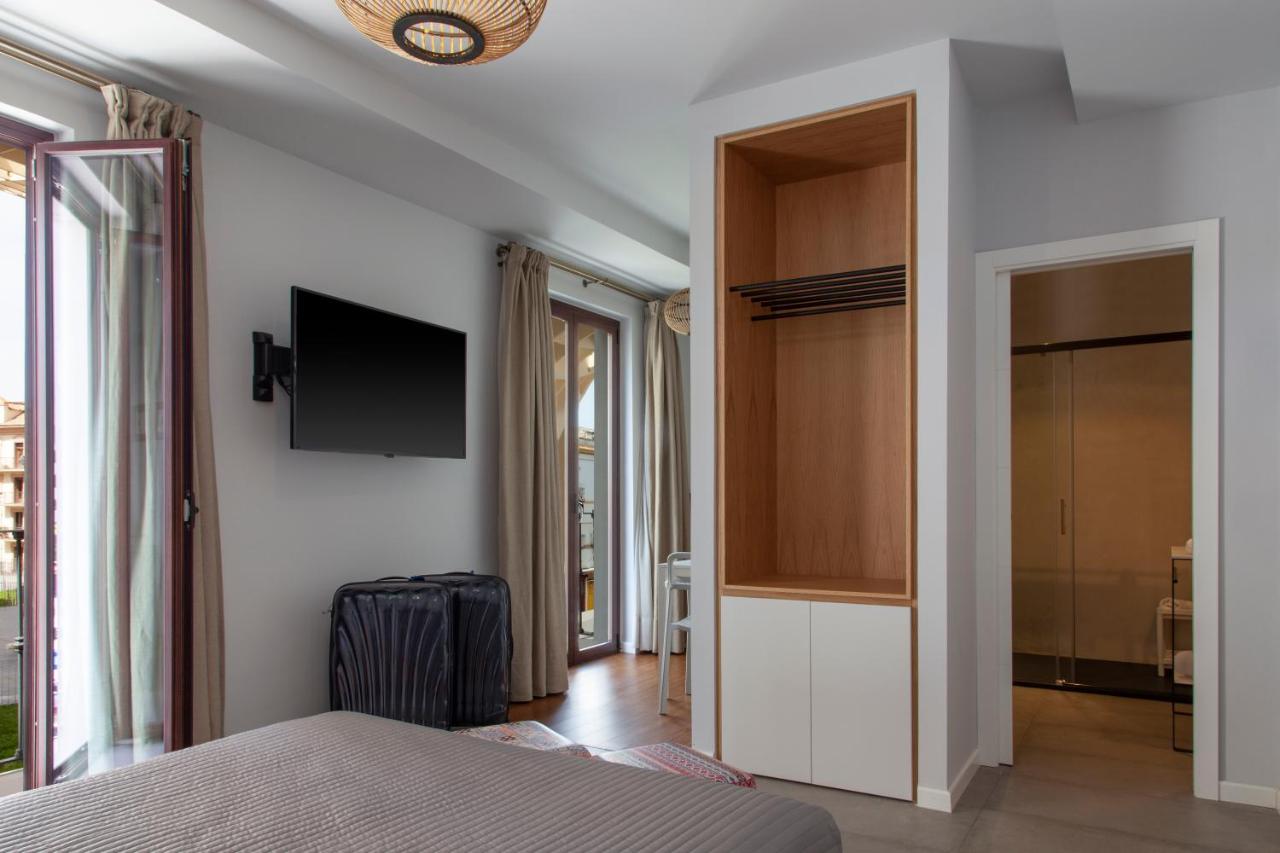 Welldone Metropol, Seville – Updated 2022 Prices