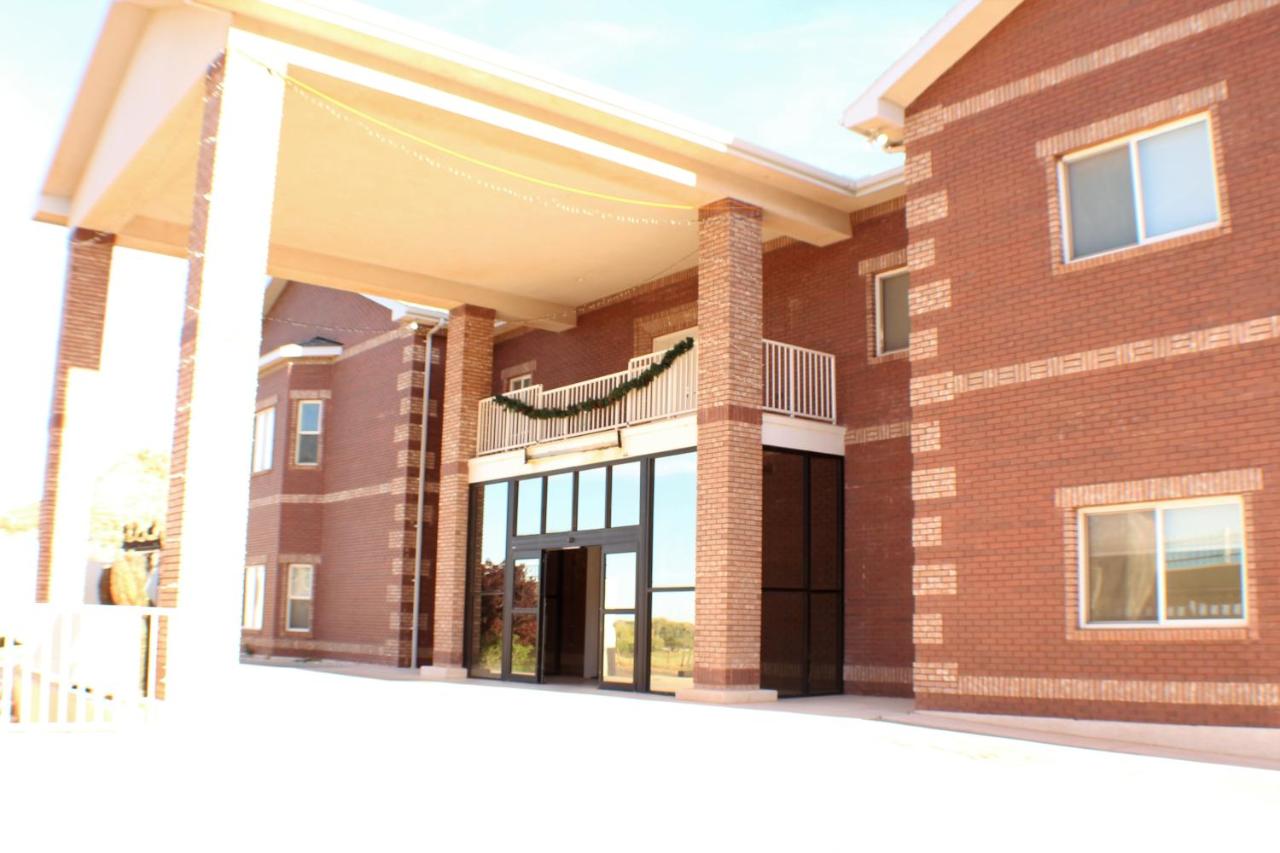 Zions Most Wanted Hotel — photo 10