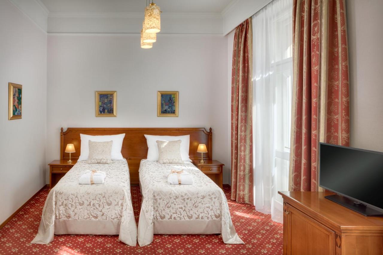 Boutique Hotel Seven Days photo