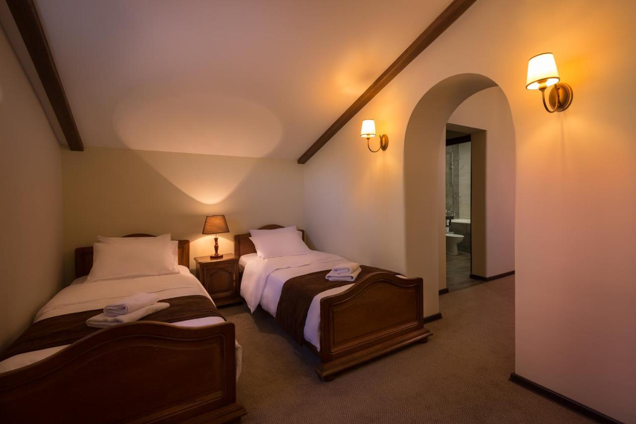 Olympia Garden Hotel photo