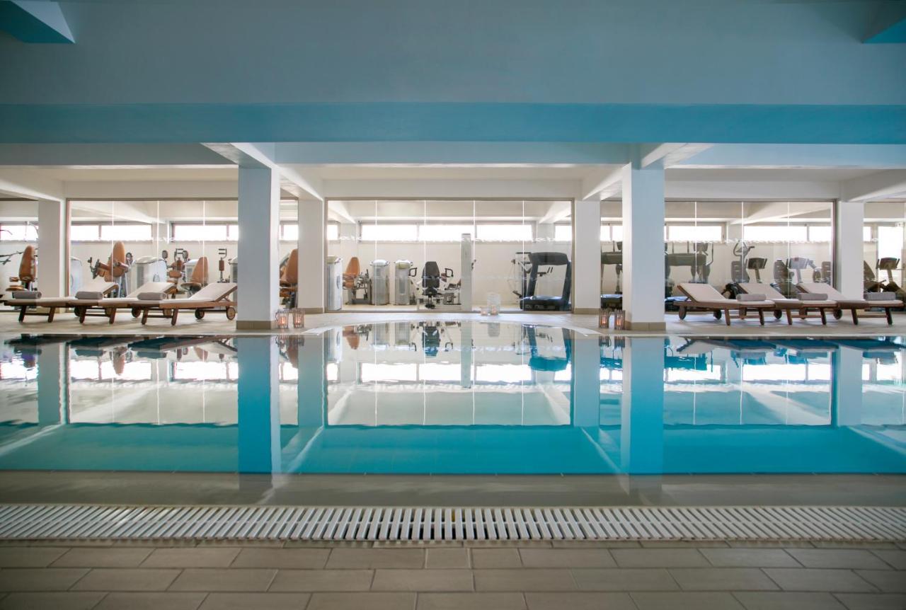 Asterias Beach Hotel photo