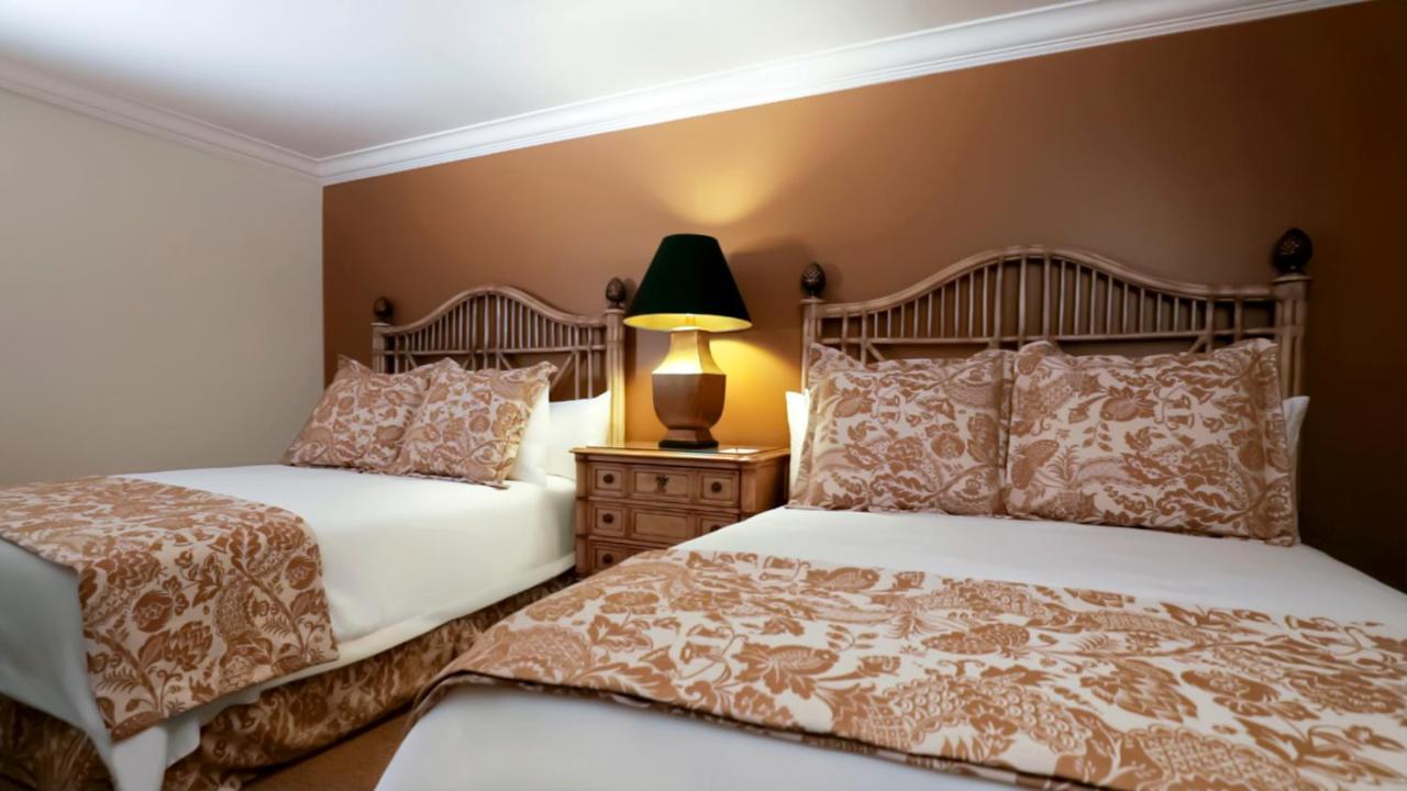 Santa Barbara Inn — photo 14