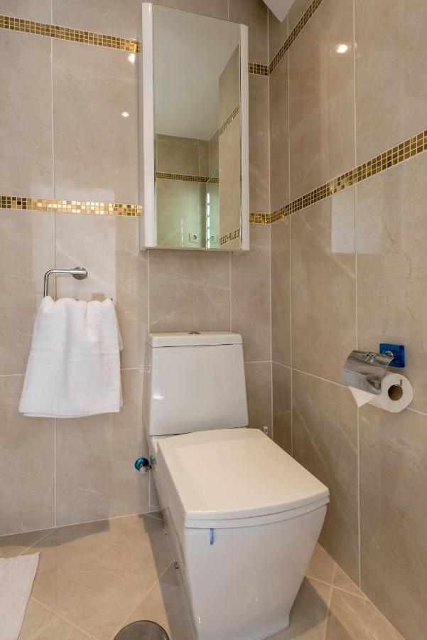 Nest Studio Playa Alhamar, Sitio de Calahonda – Precios ...