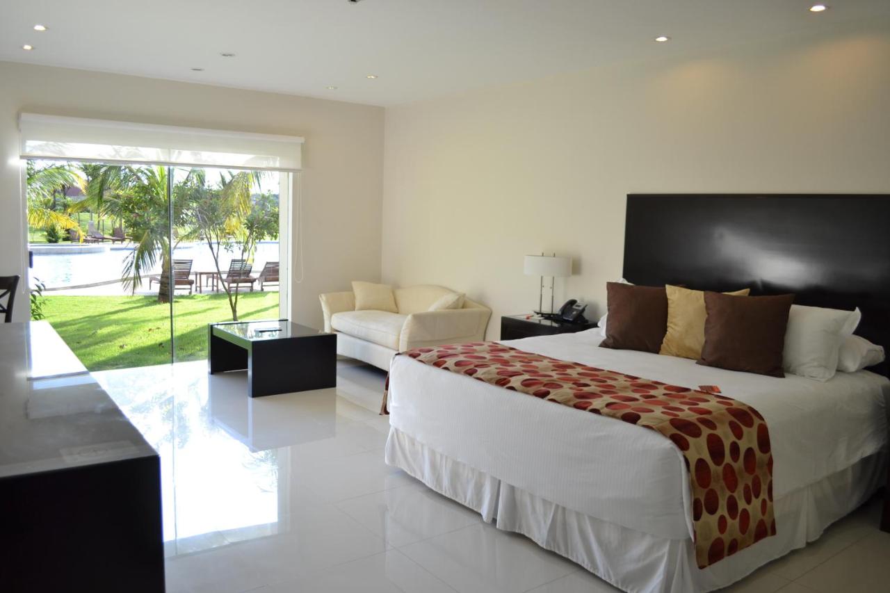 Sun Hotel photo