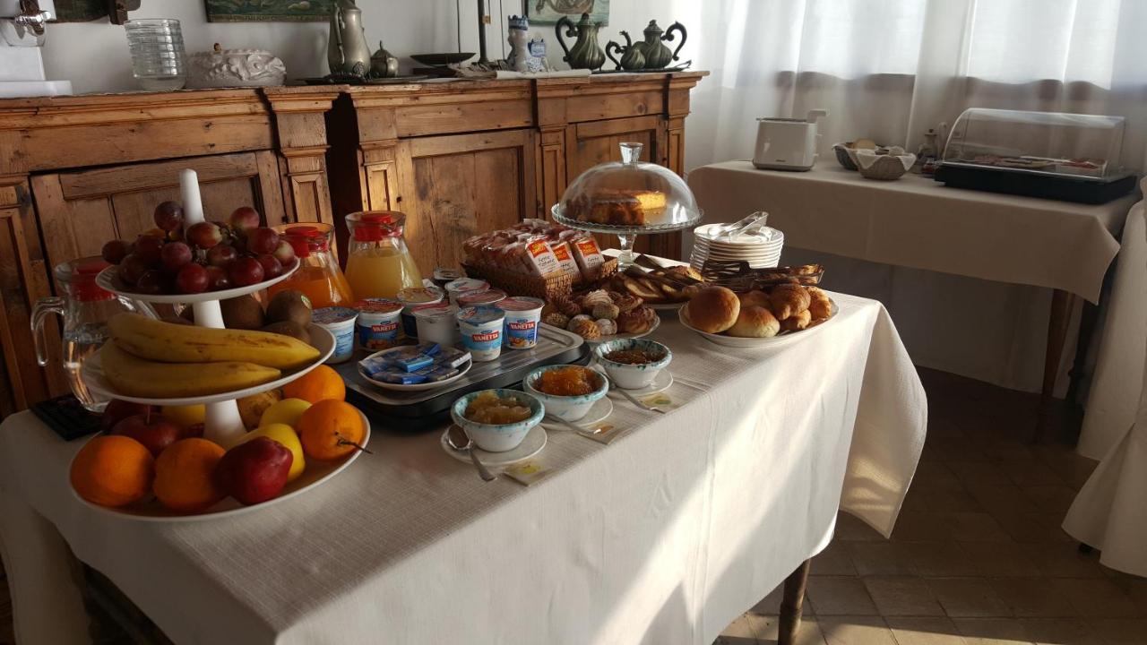 Hotel Santa Marina Antica Foresteria photo