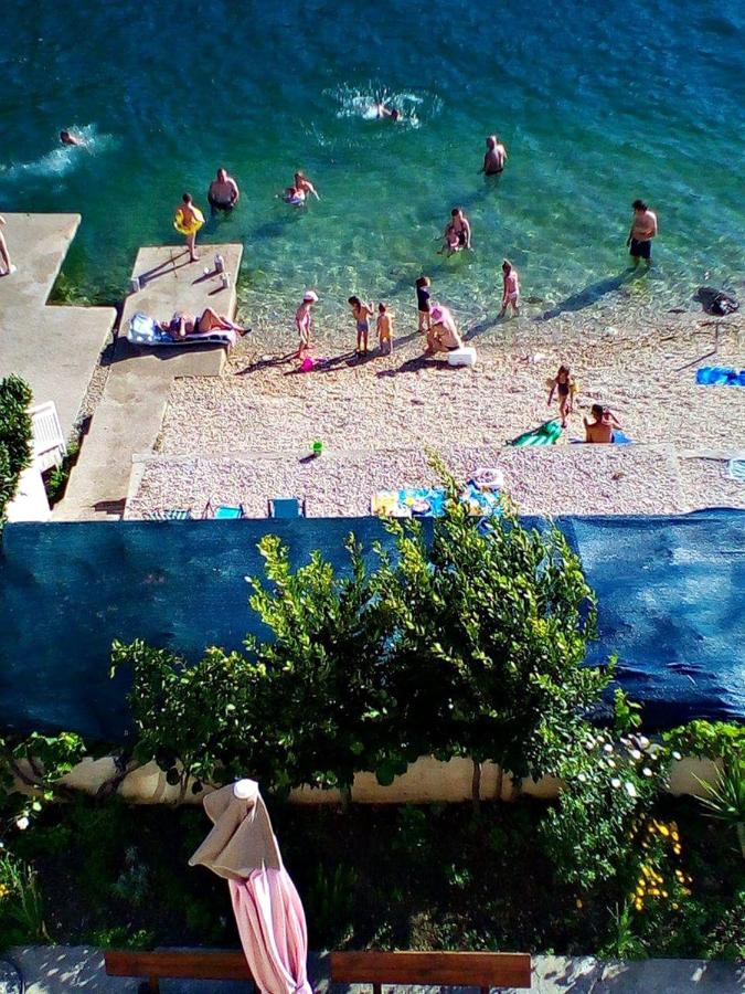 Hotel, plaża: Apartments Bogdanović