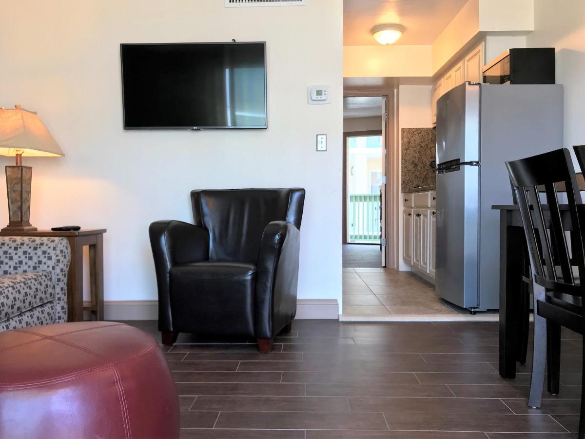 Ala Moana Motel & Suites — photo 11