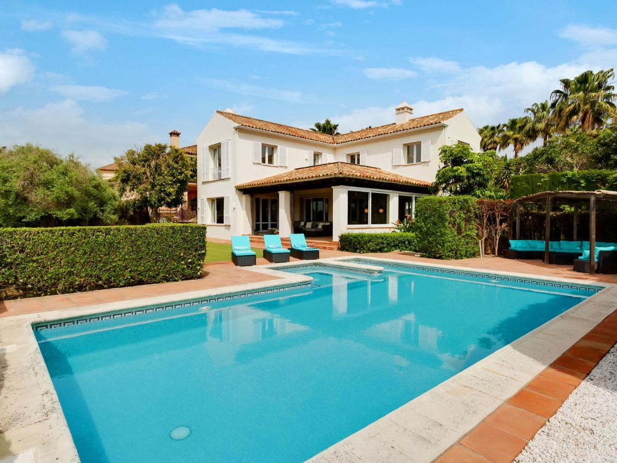 Luxurious Villa in Sotogrande with Swimming Pool, Sotogrande ...