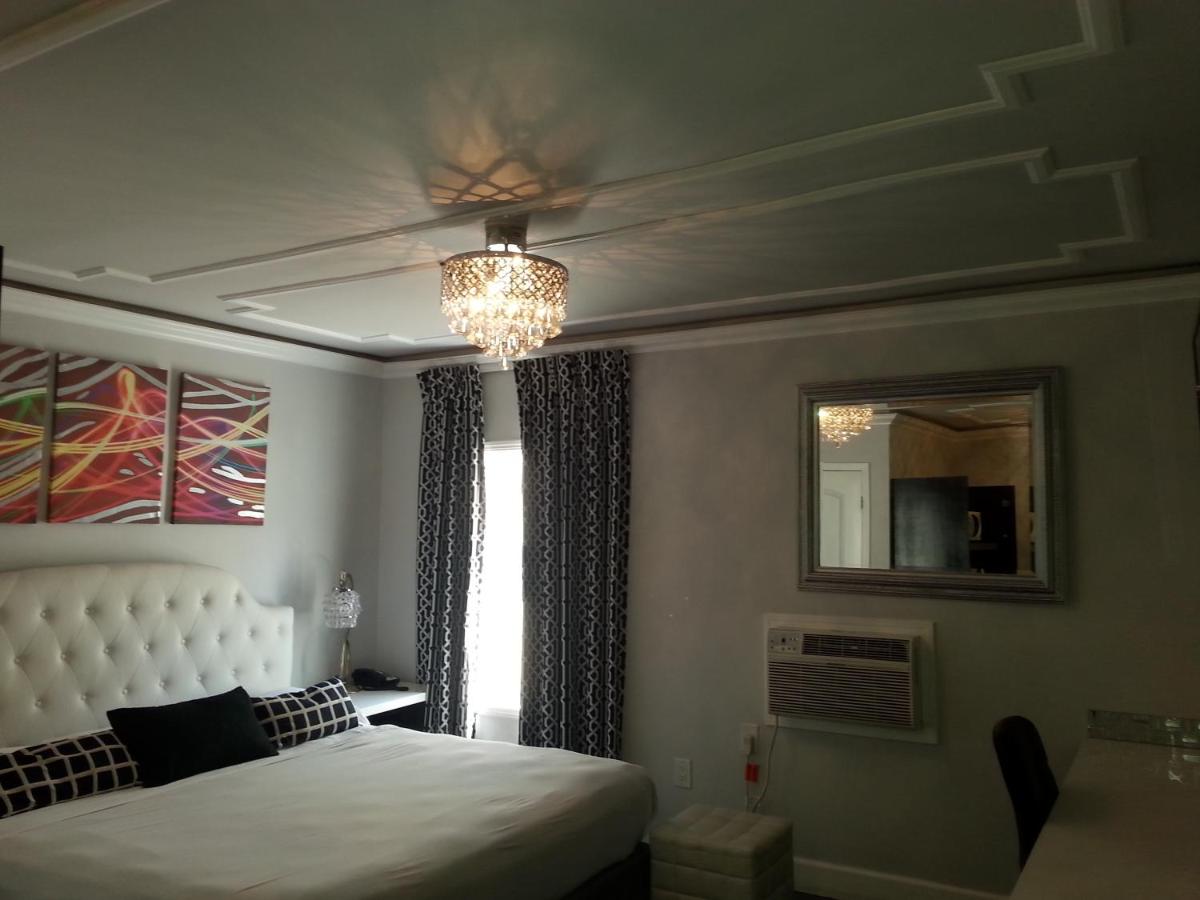 Hollywood VIP Hotel - 2