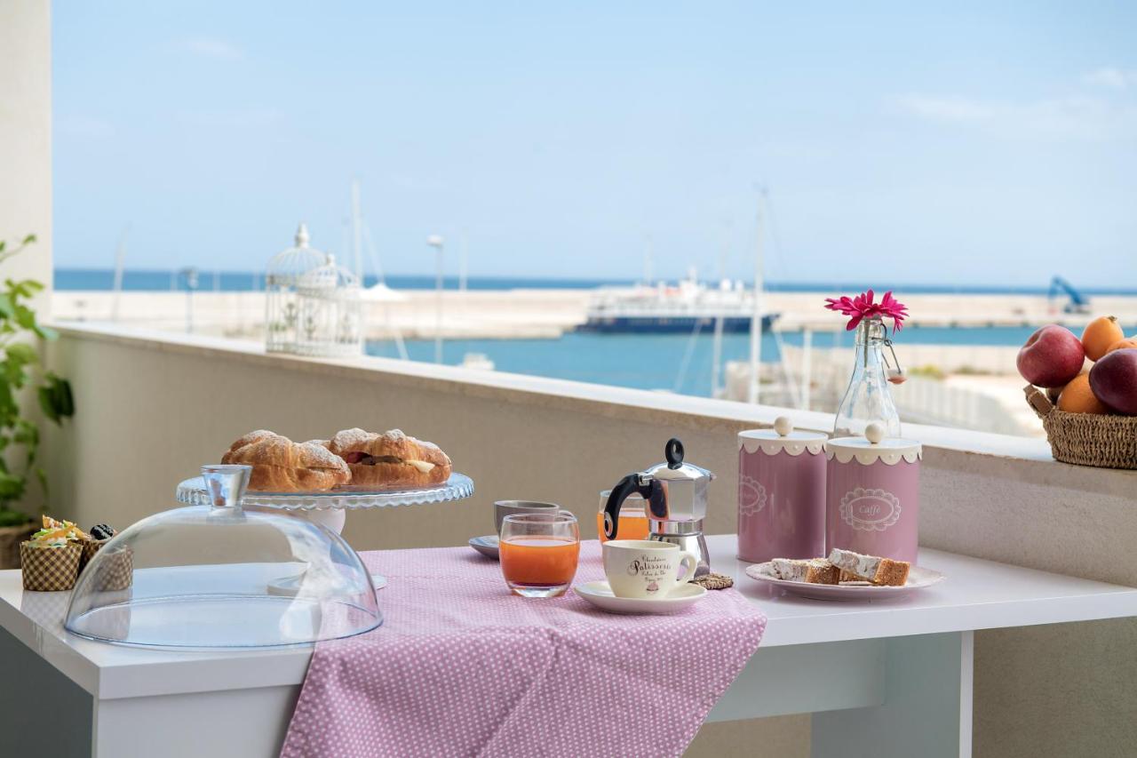 Image: CHICCO DI CAFFE'