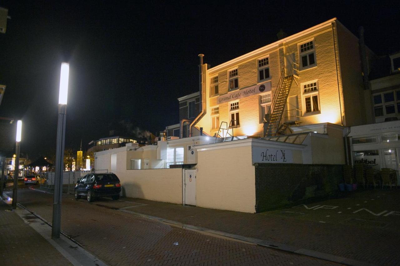 Hotel XL photo