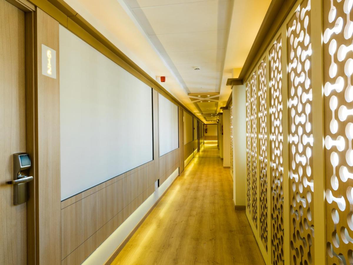 Hotel Monarque El Rodeo, Marbella – Cập nhật Giá năm 2022